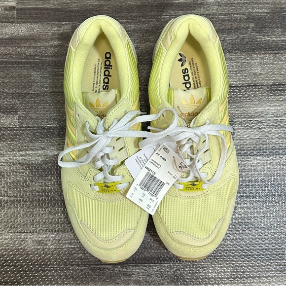 NWT Men’s Size 8 Adidas Originals ZX 8000 Sneakers in Yellow Tint H02119 - Picture 2 of 8